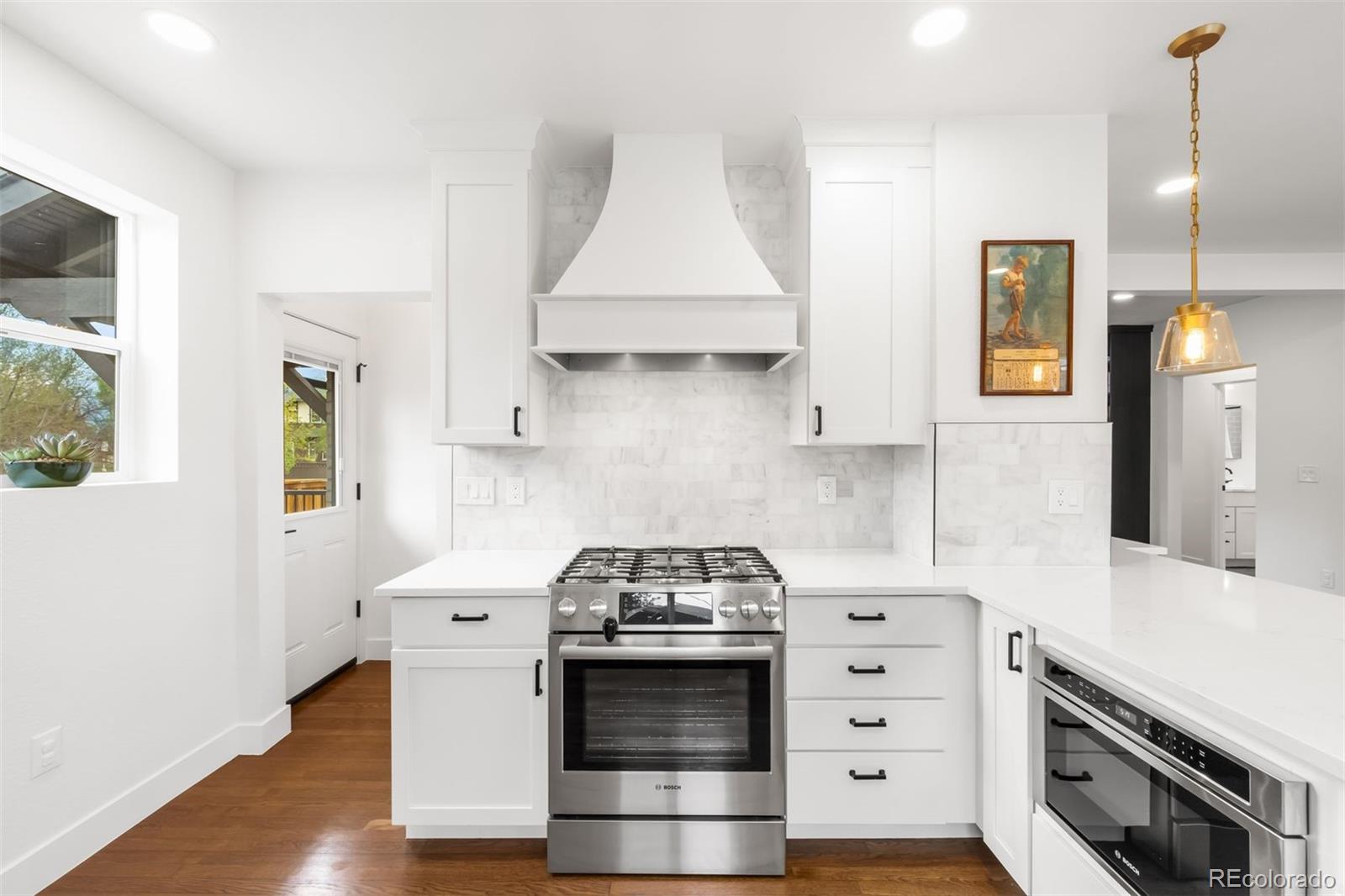 MLS Image #4 for 2028  elm street,denver, Colorado