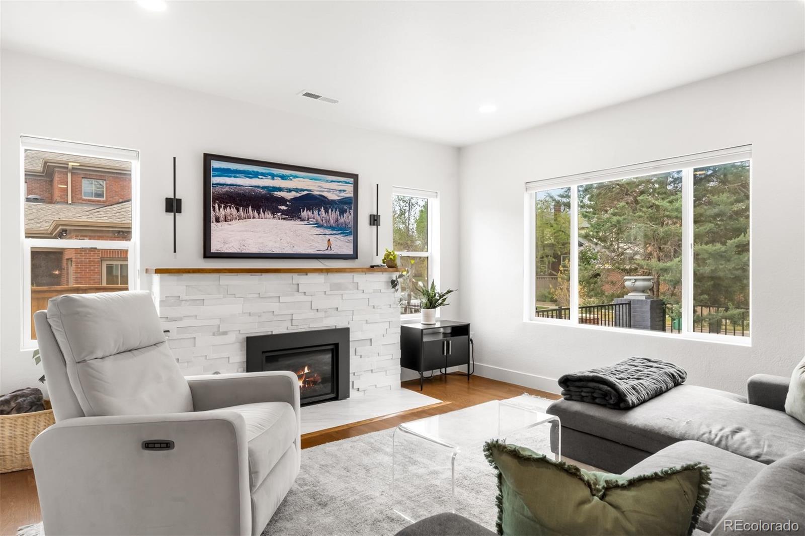 MLS Image #8 for 2028  elm street,denver, Colorado