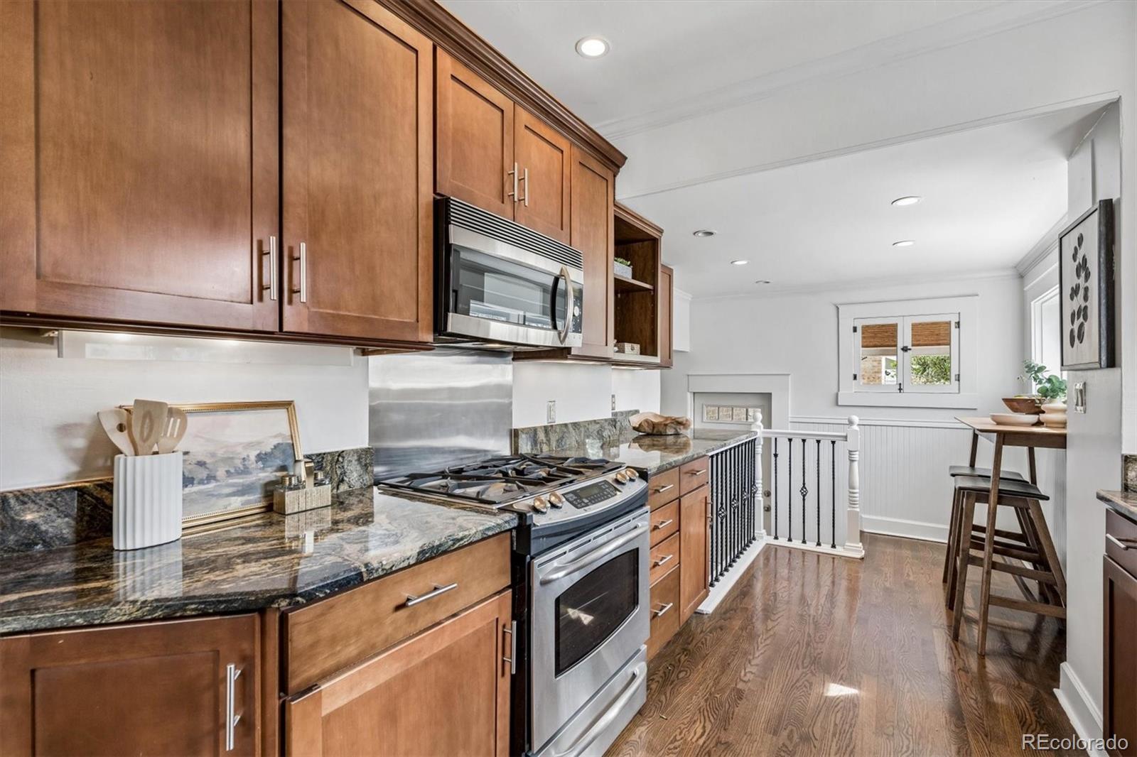 MLS Image #11 for 334 s humboldt street,denver, Colorado