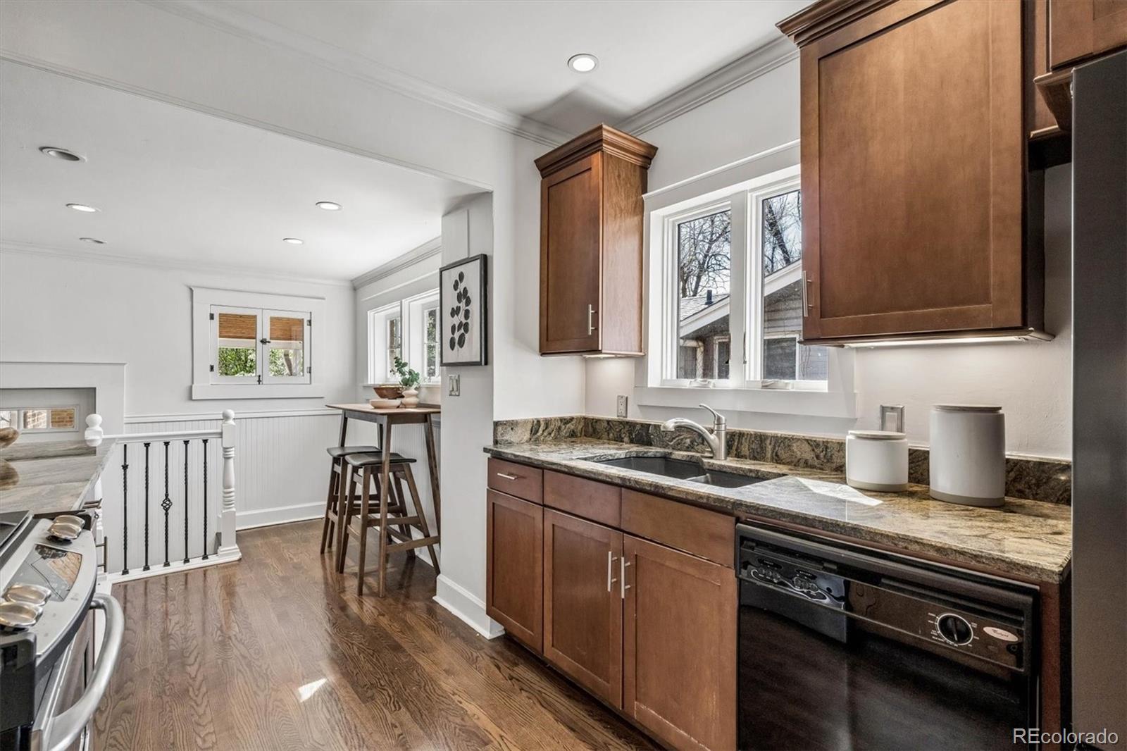 MLS Image #12 for 334 s humboldt street,denver, Colorado