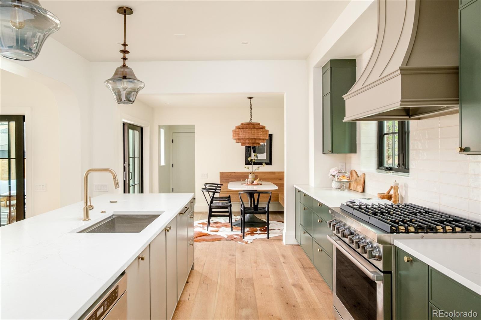 MLS Image #14 for 515  clermont street,denver, Colorado
