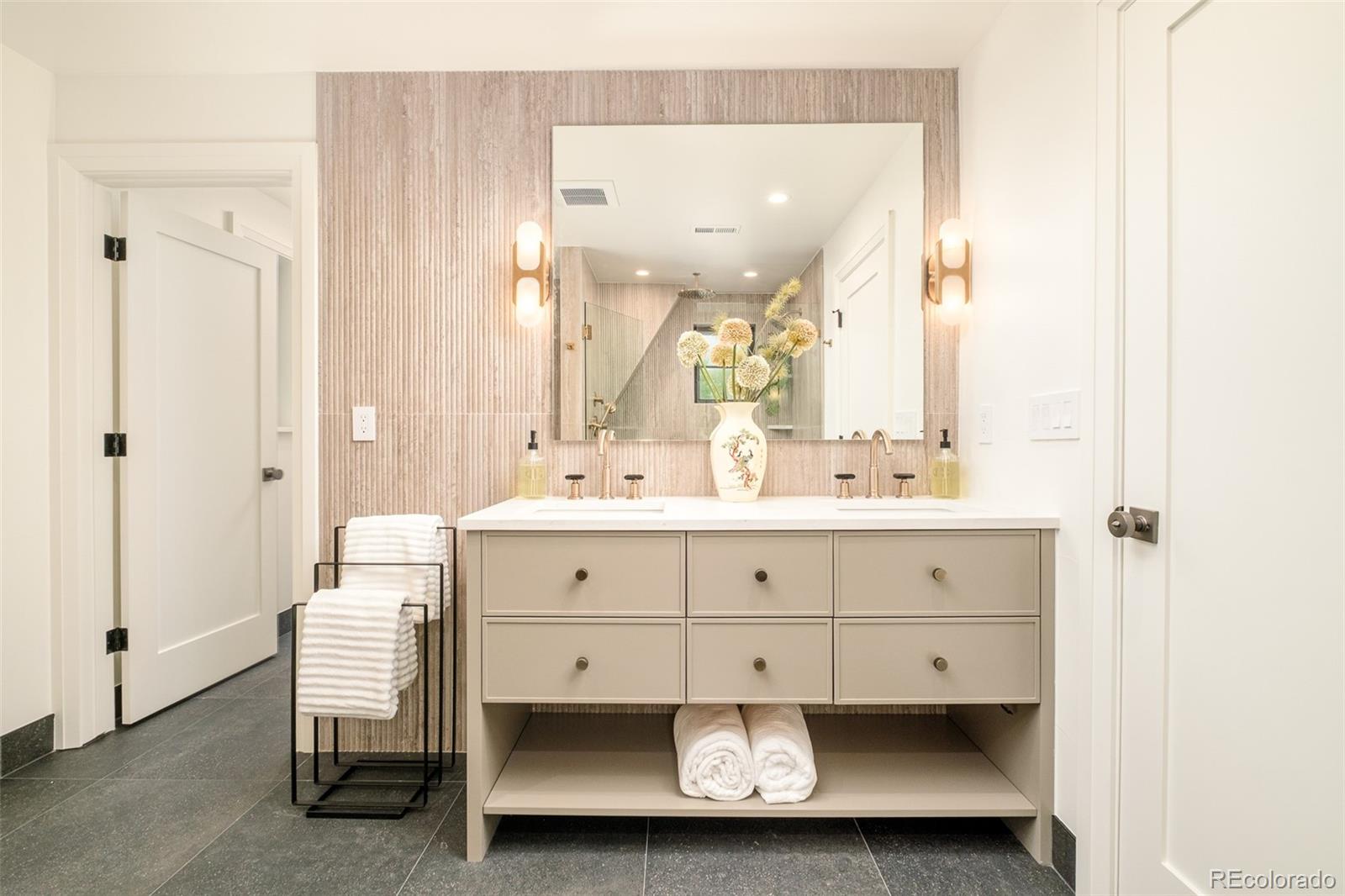 MLS Image #27 for 515  clermont street,denver, Colorado