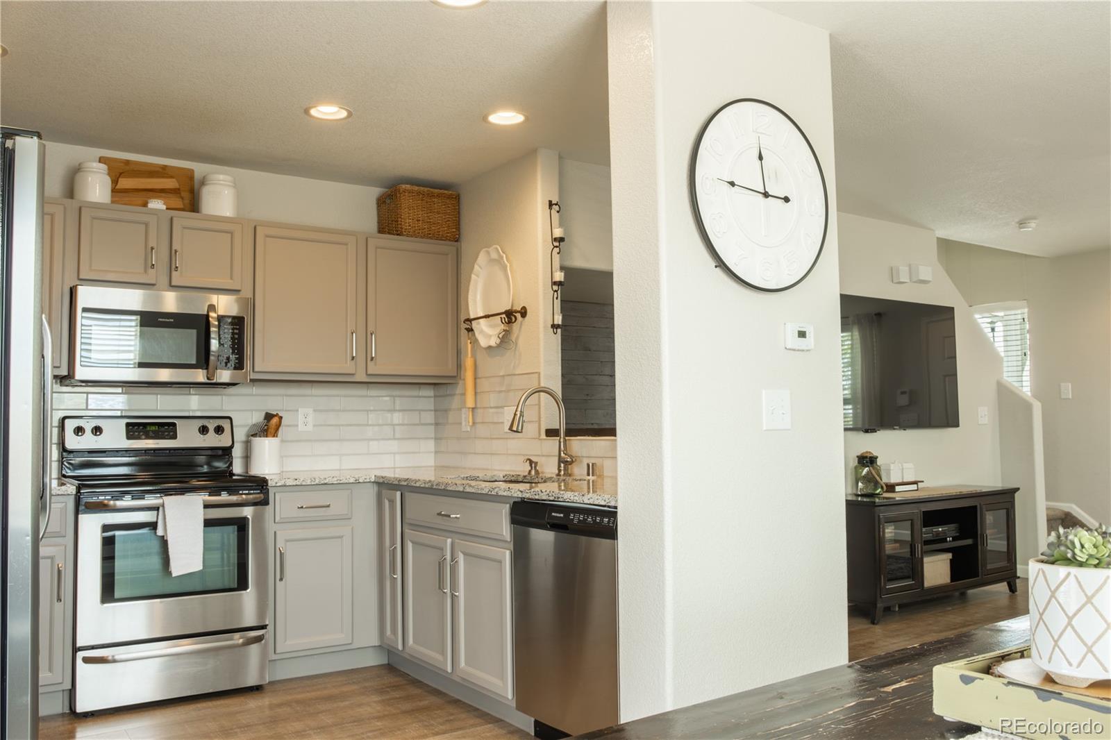 MLS Image #18 for 211  stagecoach lane,brighton, Colorado