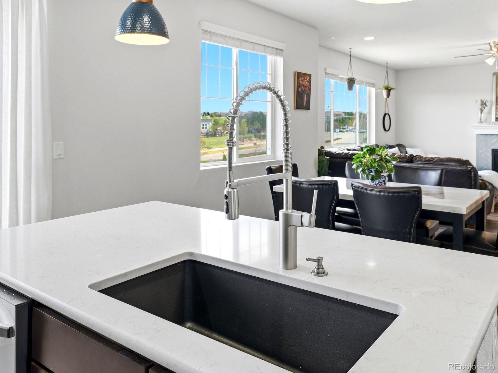 MLS Image #5 for 7410 s old hammer way,aurora, Colorado