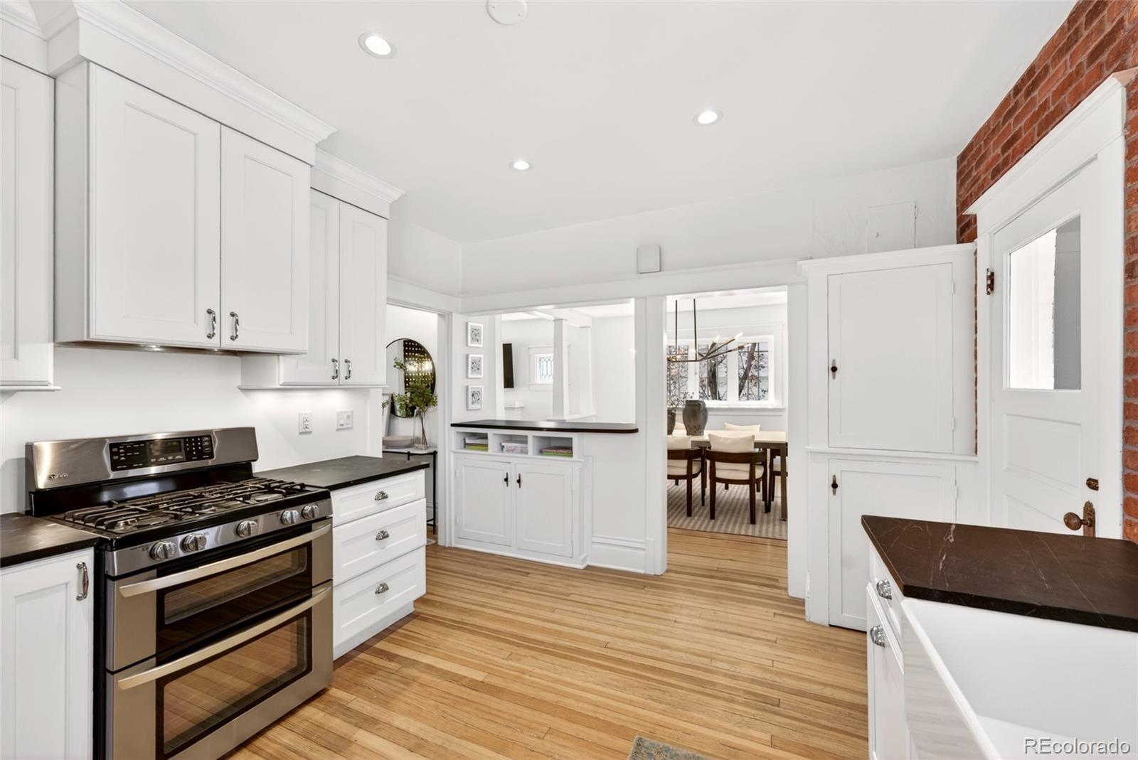 MLS Image #15 for 1815 s ogden street,denver, Colorado