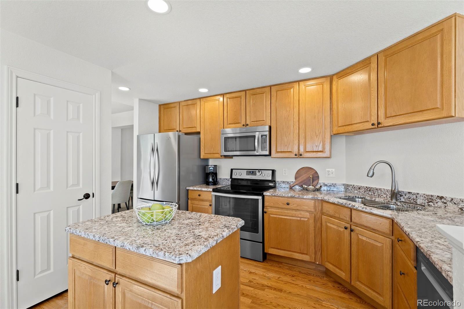 MLS Image #10 for 125  peregrine circle,broomfield, Colorado