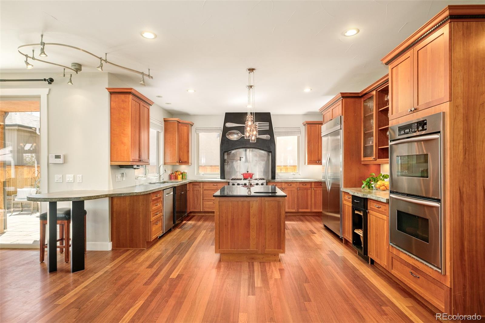 MLS Image #6 for 2648 s adams street,denver, Colorado
