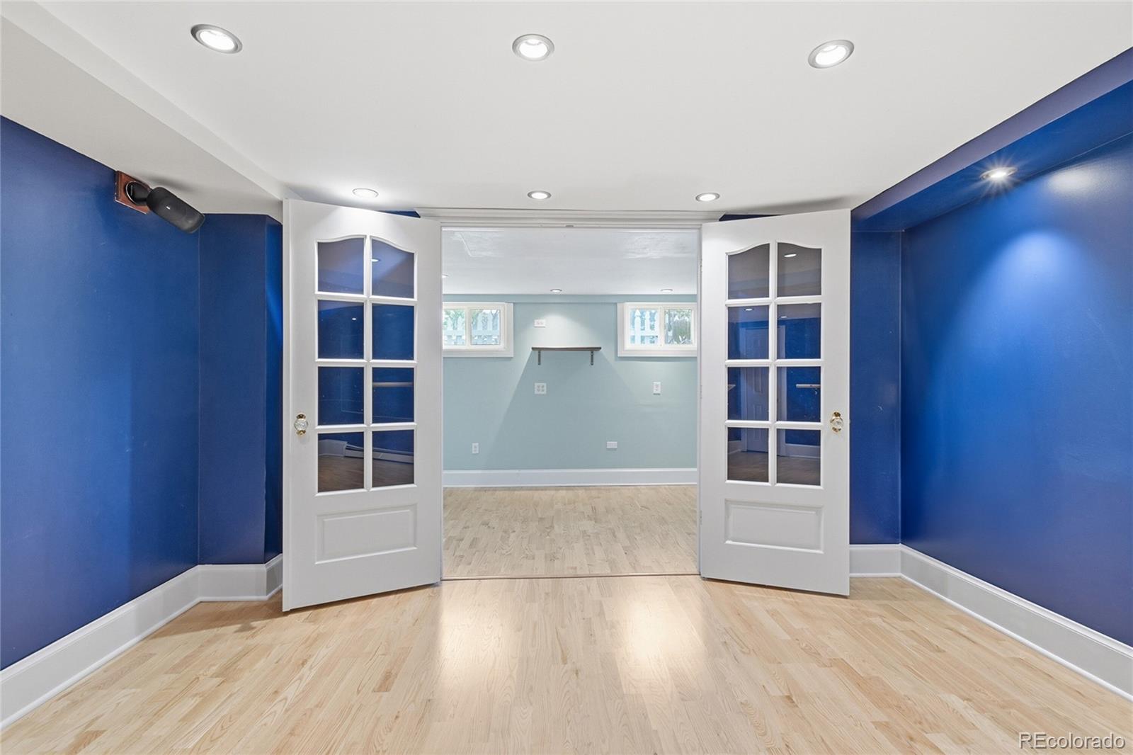 MLS Image #31 for 1801 s downing street,denver, Colorado