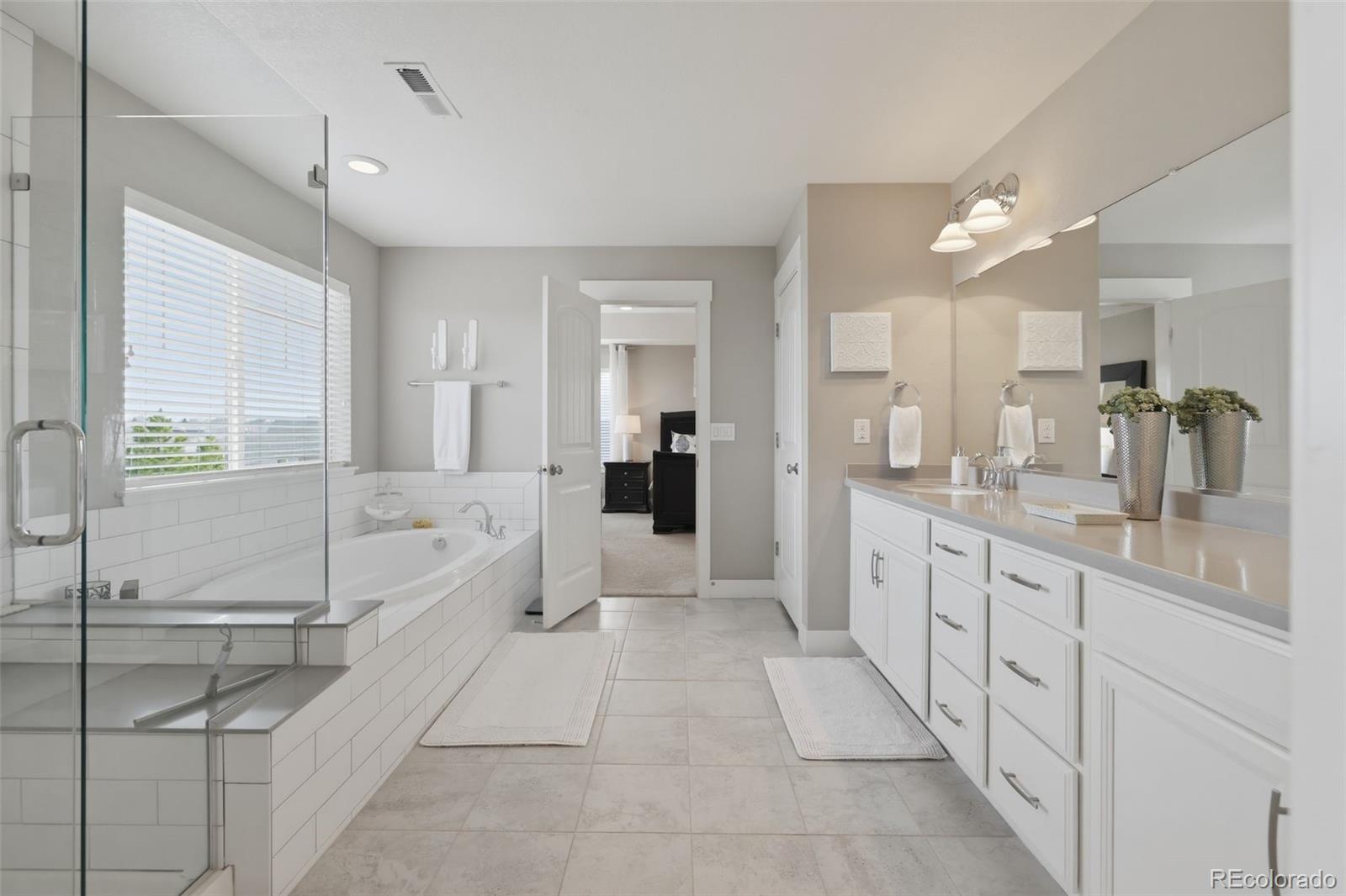MLS Image #12 for 8023 s eaton park court,aurora, Colorado