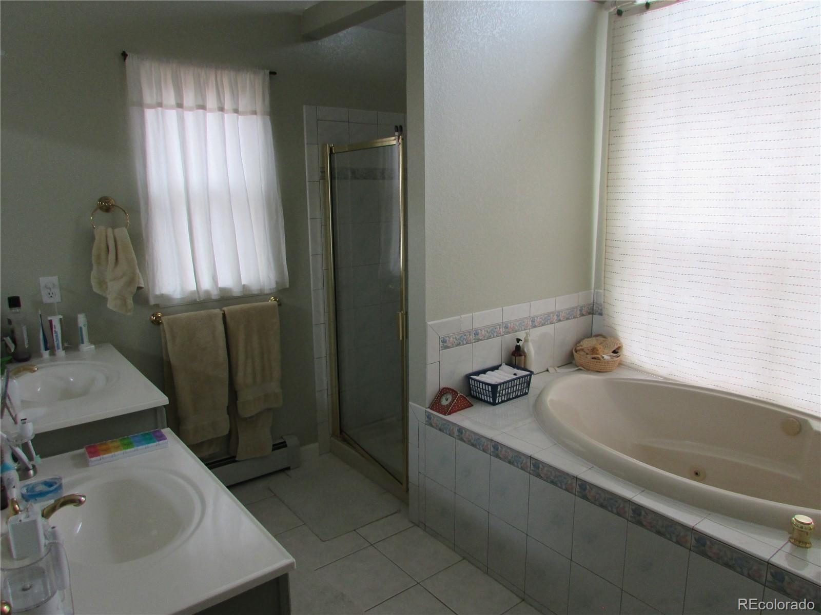MLS Image #8 for 2527 s oswego street,aurora, Colorado