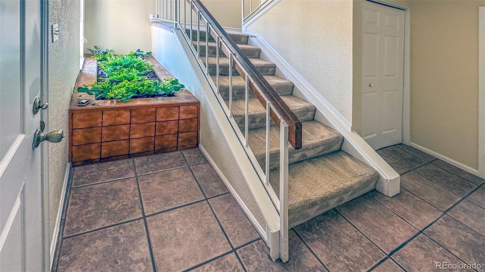 MLS Image #2 for 8488  everett way e,arvada, Colorado