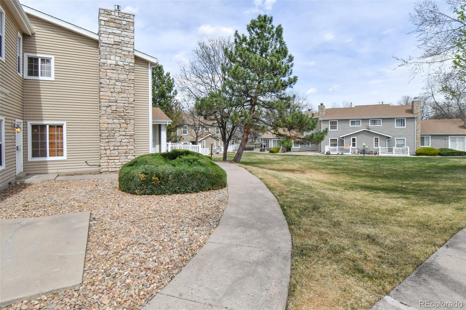 MLS Image #42 for 8488  everett way e,arvada, Colorado