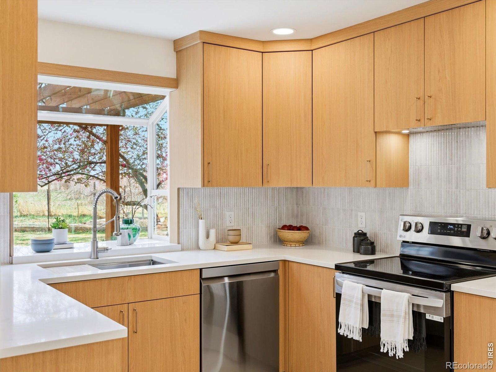 MLS Image #4 for 4437  driftwood place,boulder, Colorado