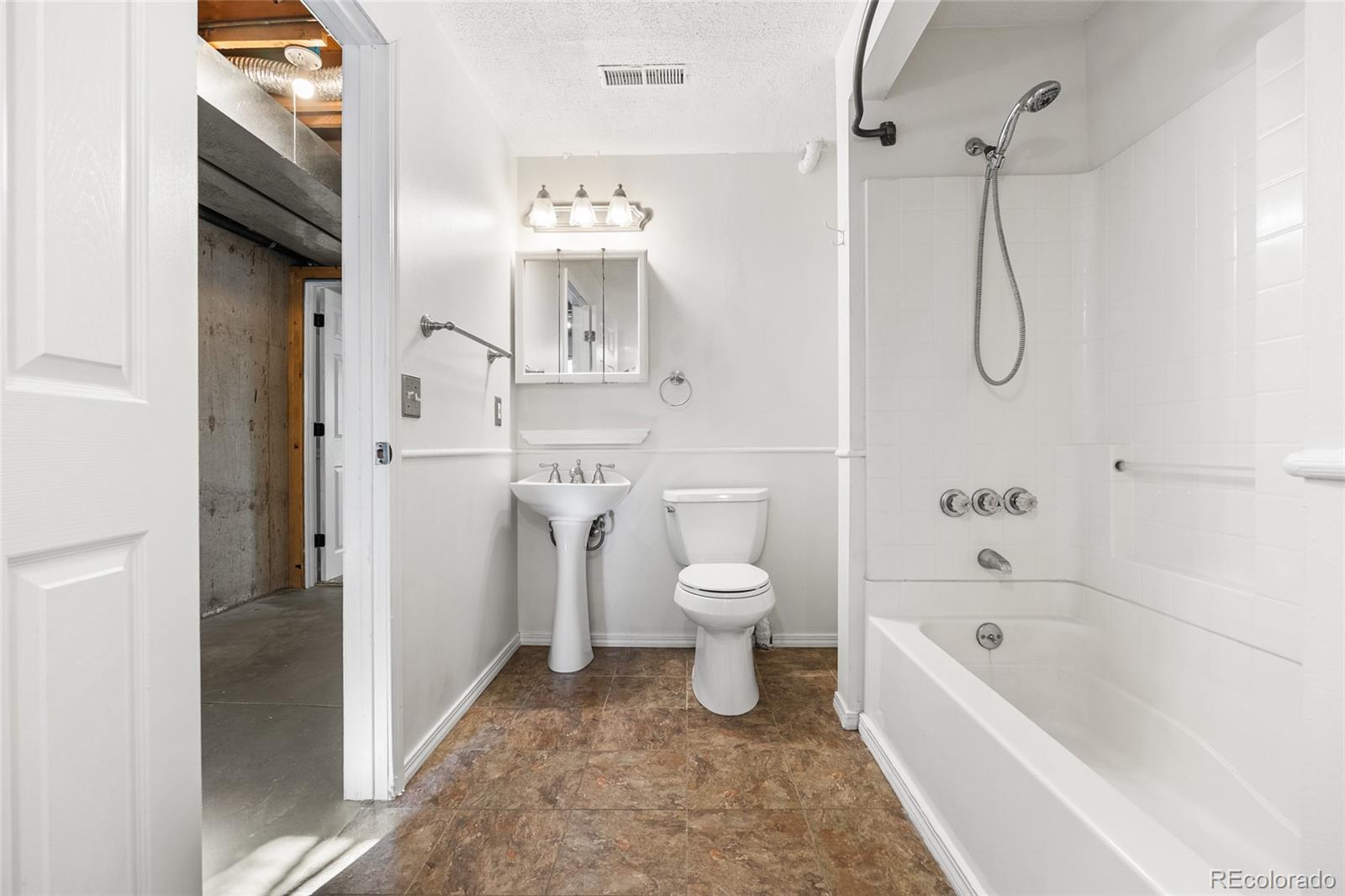 MLS Image #34 for 10160 w dartmouth avenue,lakewood, Colorado