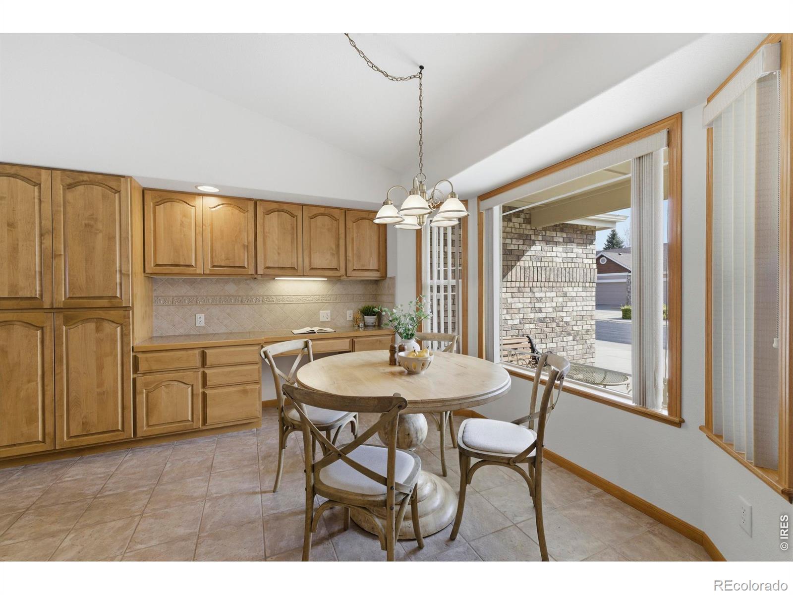 MLS Image #15 for 3075  challenger point drive,loveland, Colorado
