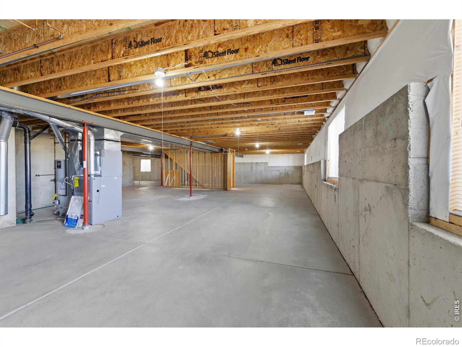 MLS Image #31 for 3075  challenger point drive,loveland, Colorado
