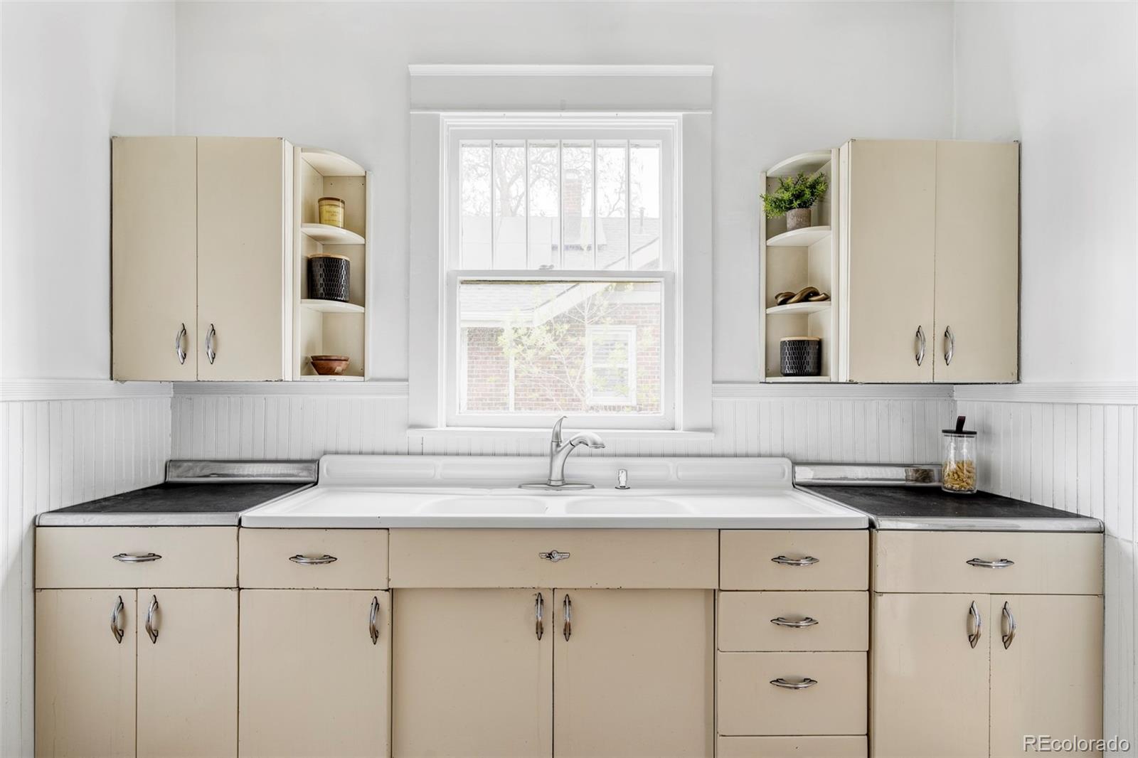 MLS Image #8 for 3311 w clyde place,denver, Colorado
