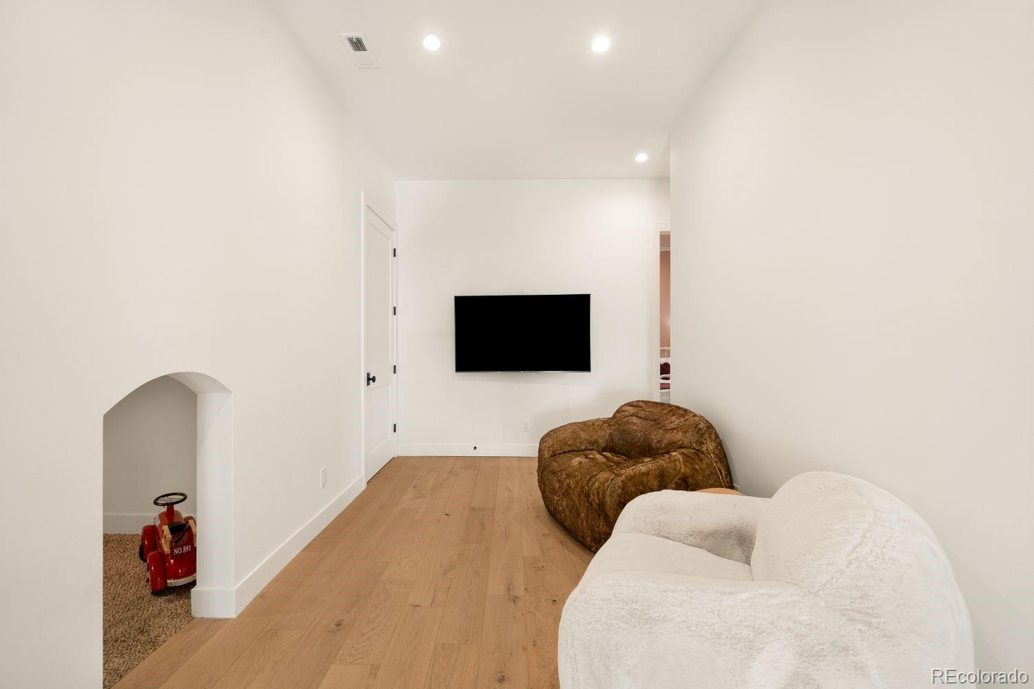 MLS Image #23 for 3197  juniper court,golden, Colorado