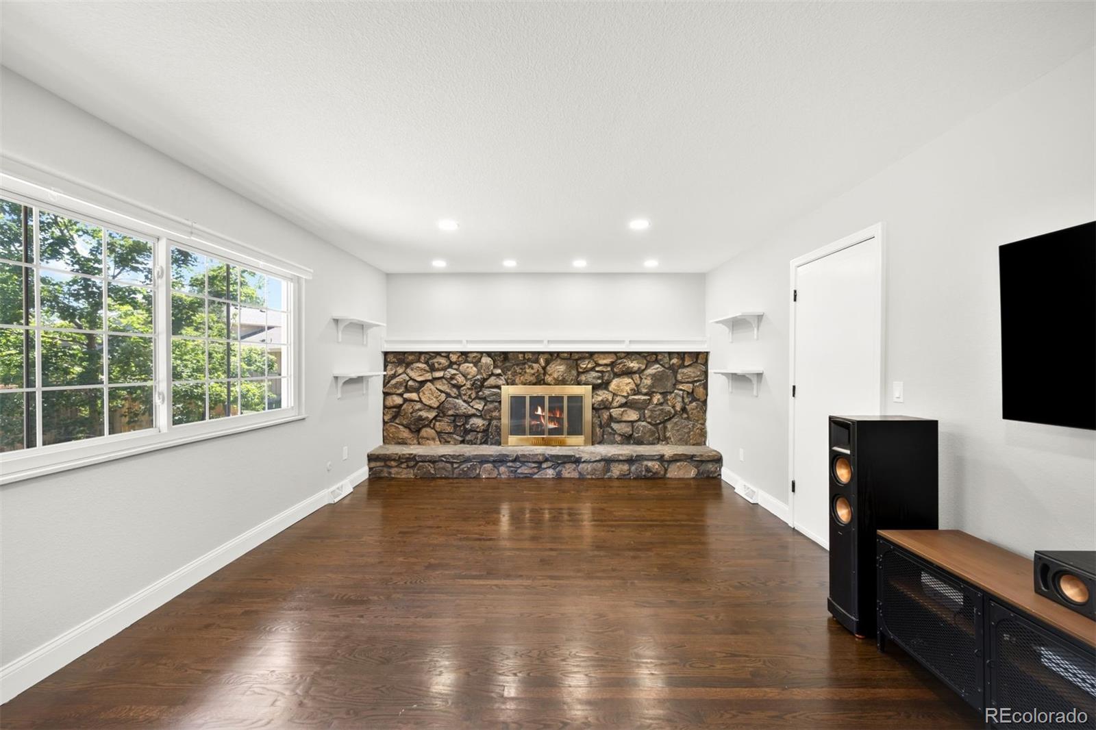MLS Image #13 for 1966 s macon way,aurora, Colorado