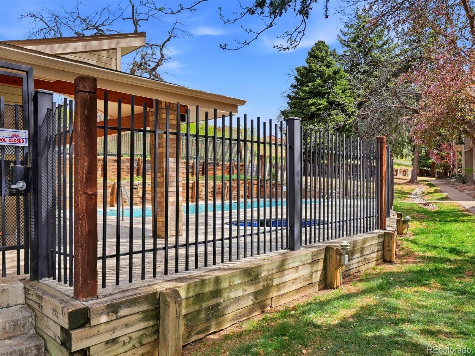 MLS Image #15 for 1818 s quebec way,denver, Colorado