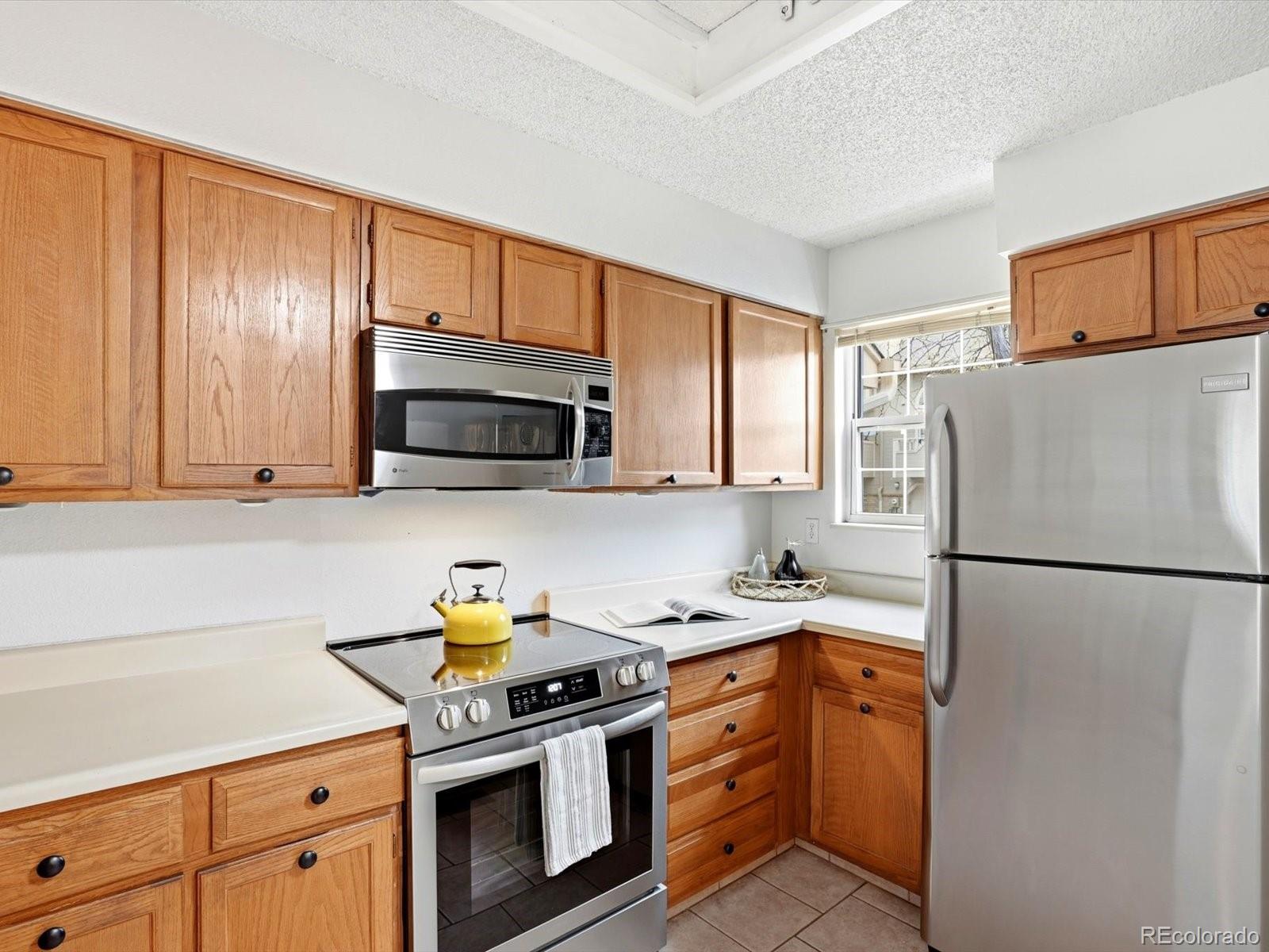 MLS Image #5 for 1818 s quebec way,denver, Colorado