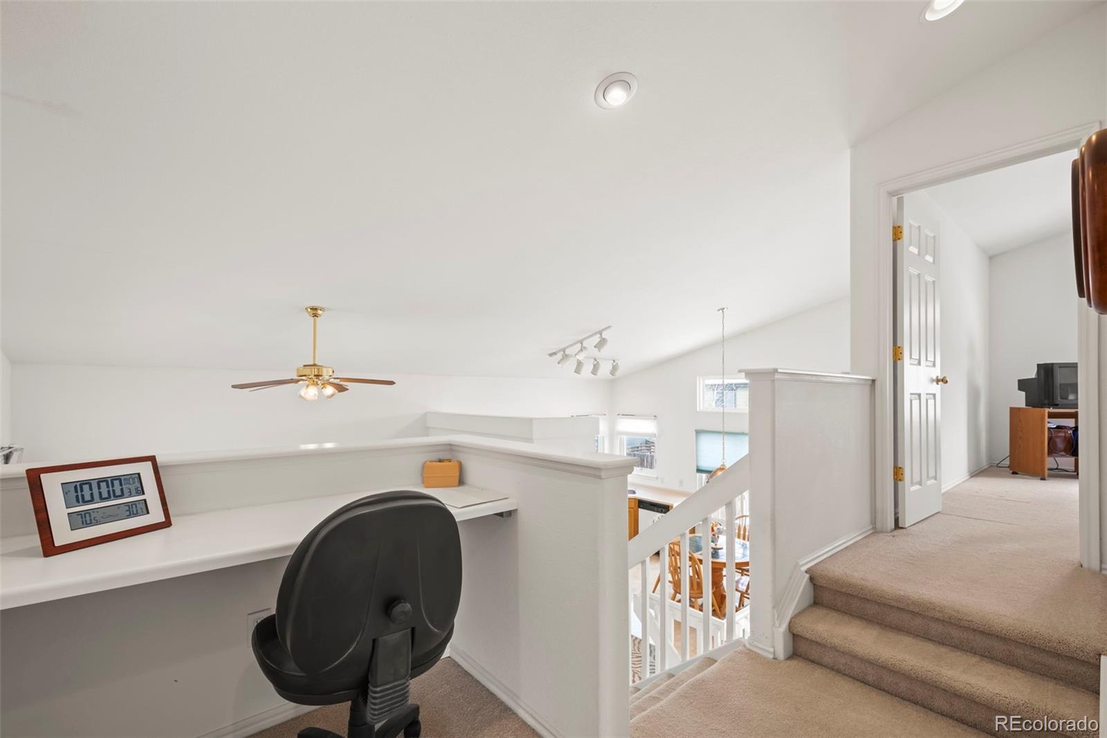 MLS Image #9 for 21141 e belleview place,centennial, Colorado