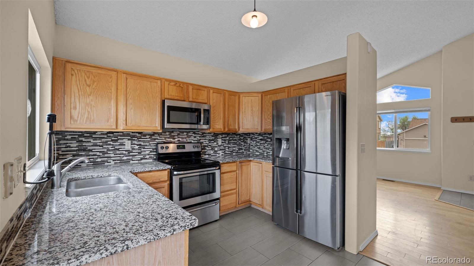 MLS Image #10 for 7234  moss bluff court,fountain, Colorado