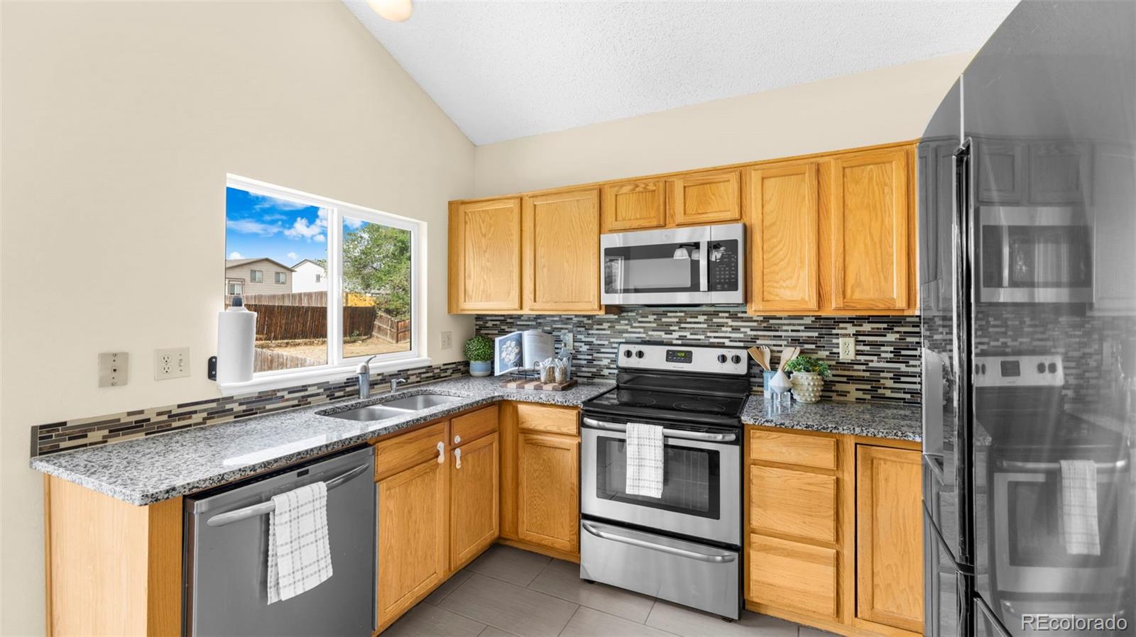 MLS Image #12 for 7234  moss bluff court,fountain, Colorado