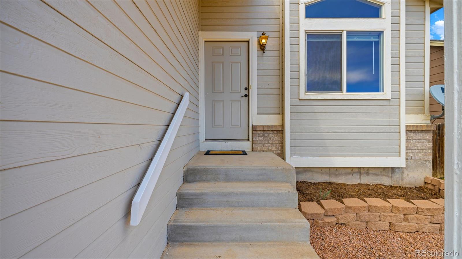 MLS Image #3 for 7234  moss bluff court,fountain, Colorado