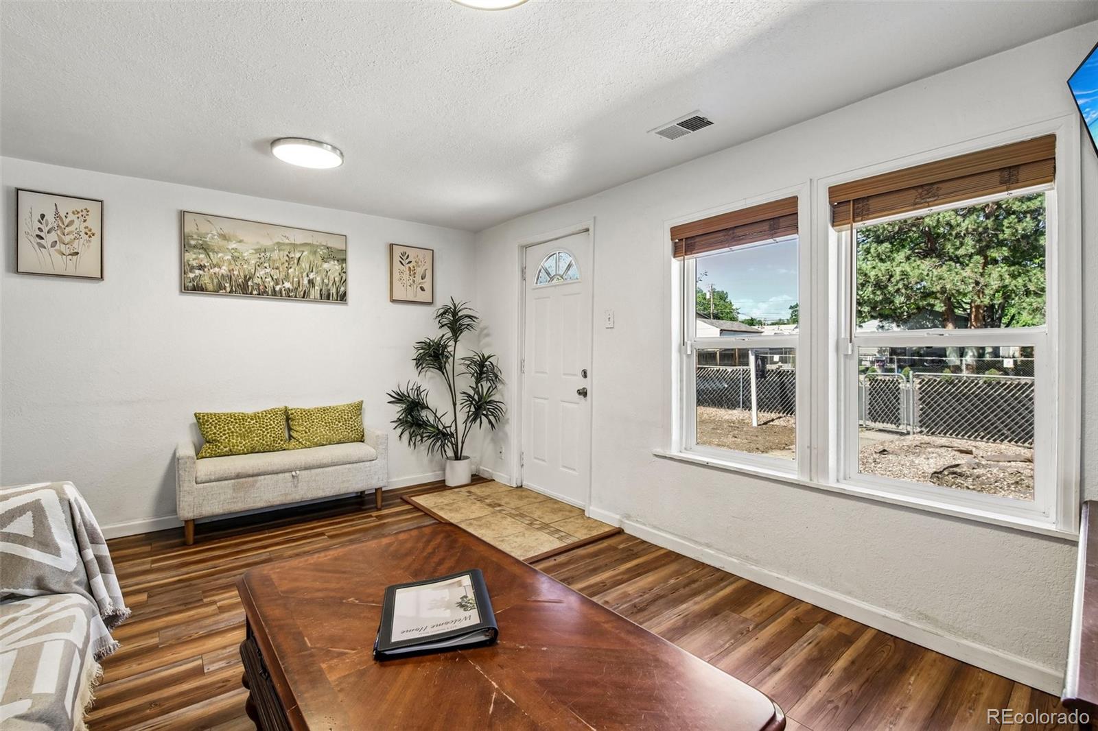 MLS Image #4 for 572 s newton street,denver, Colorado