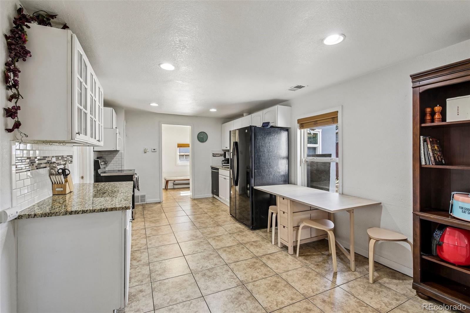 MLS Image #6 for 572 s newton street,denver, Colorado