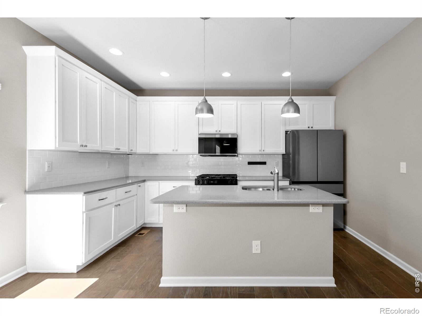 MLS Image #11 for 541  newton drive,loveland, Colorado
