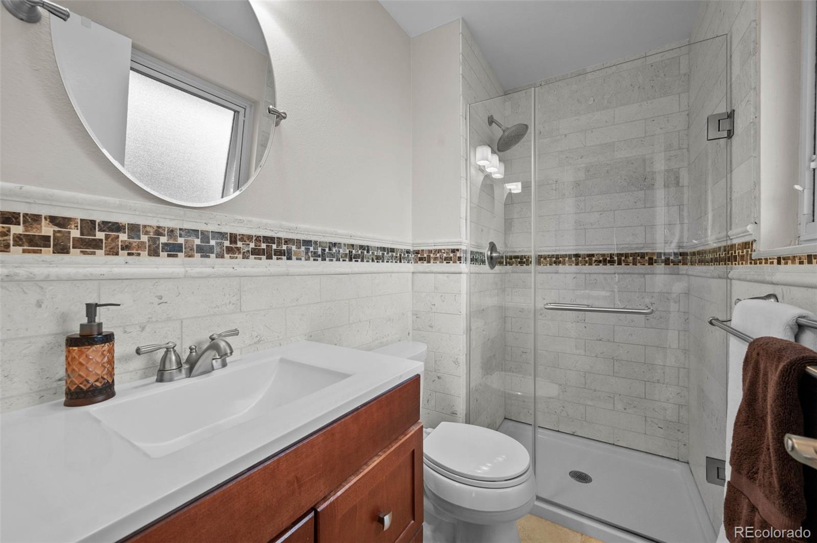 MLS Image #18 for 5049  uvalda street,denver, Colorado