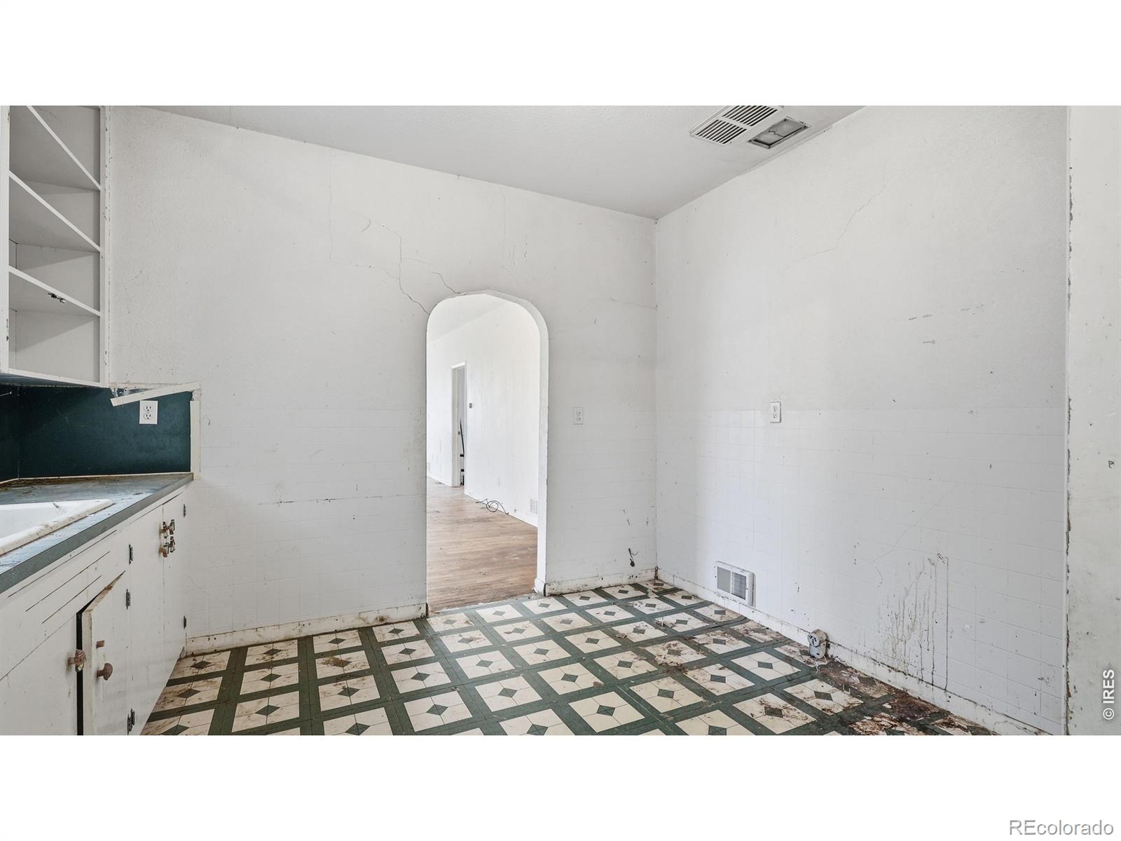 MLS Image #6 for 509  clayton street,brush, Colorado