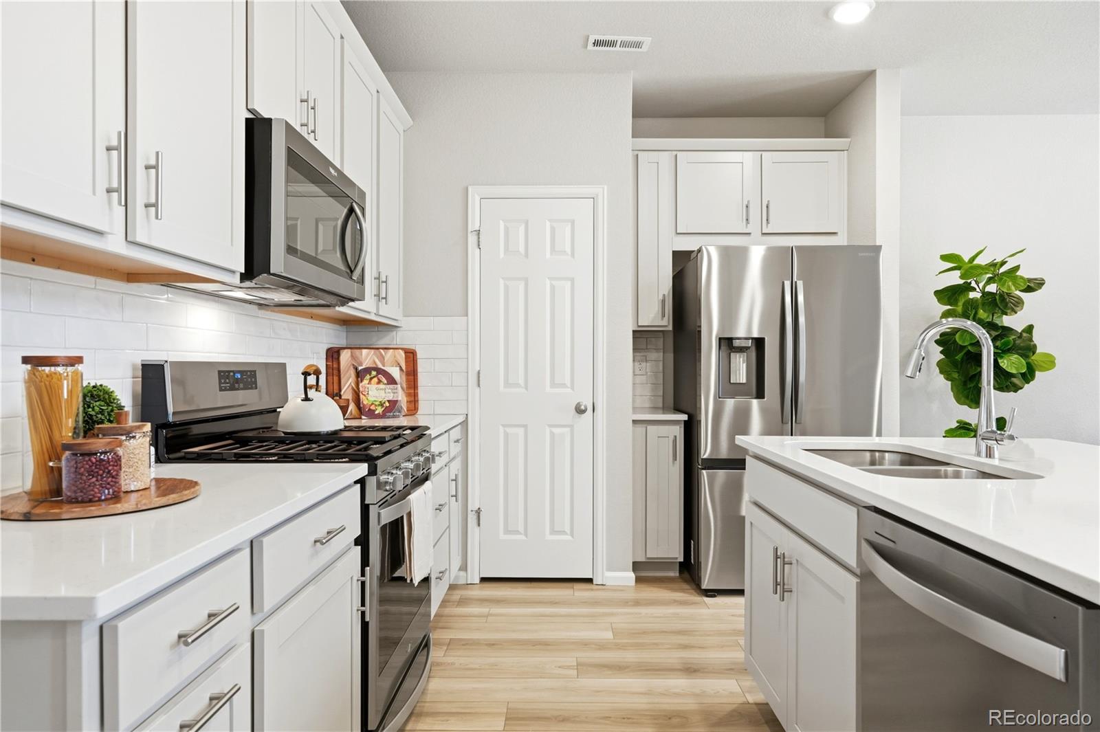 MLS Image #8 for 11347  bella vita drive,broomfield, Colorado