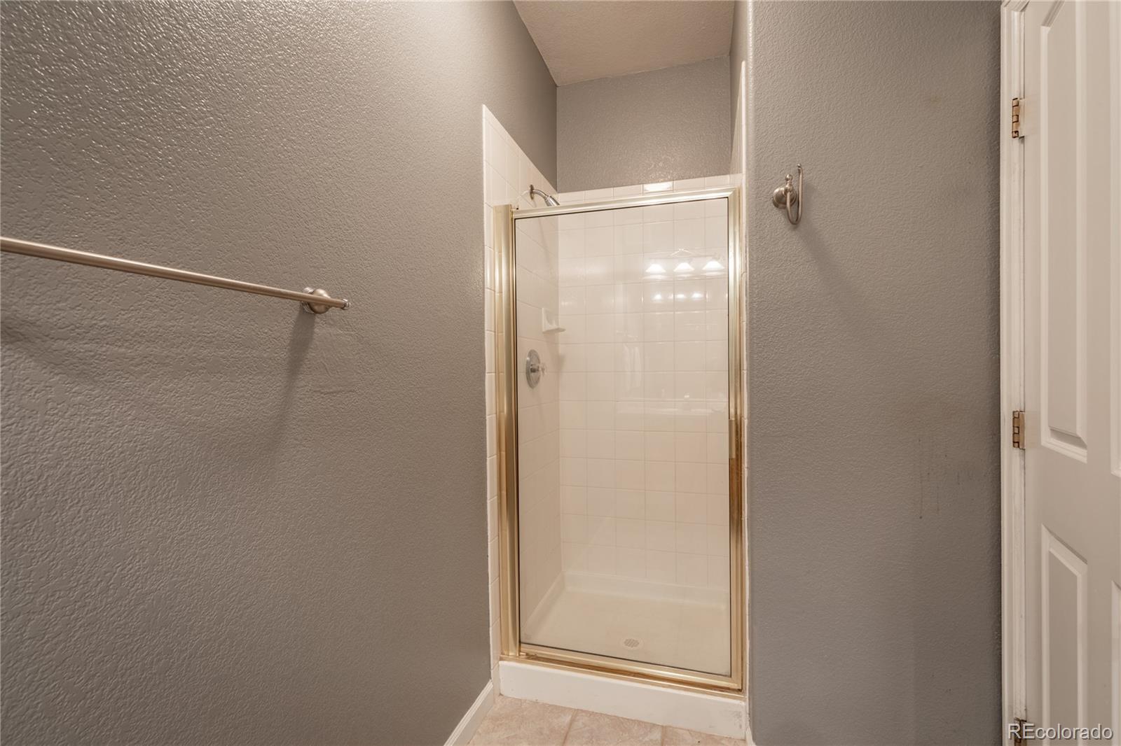 MLS Image #11 for 8338 s independence circle,littleton, Colorado