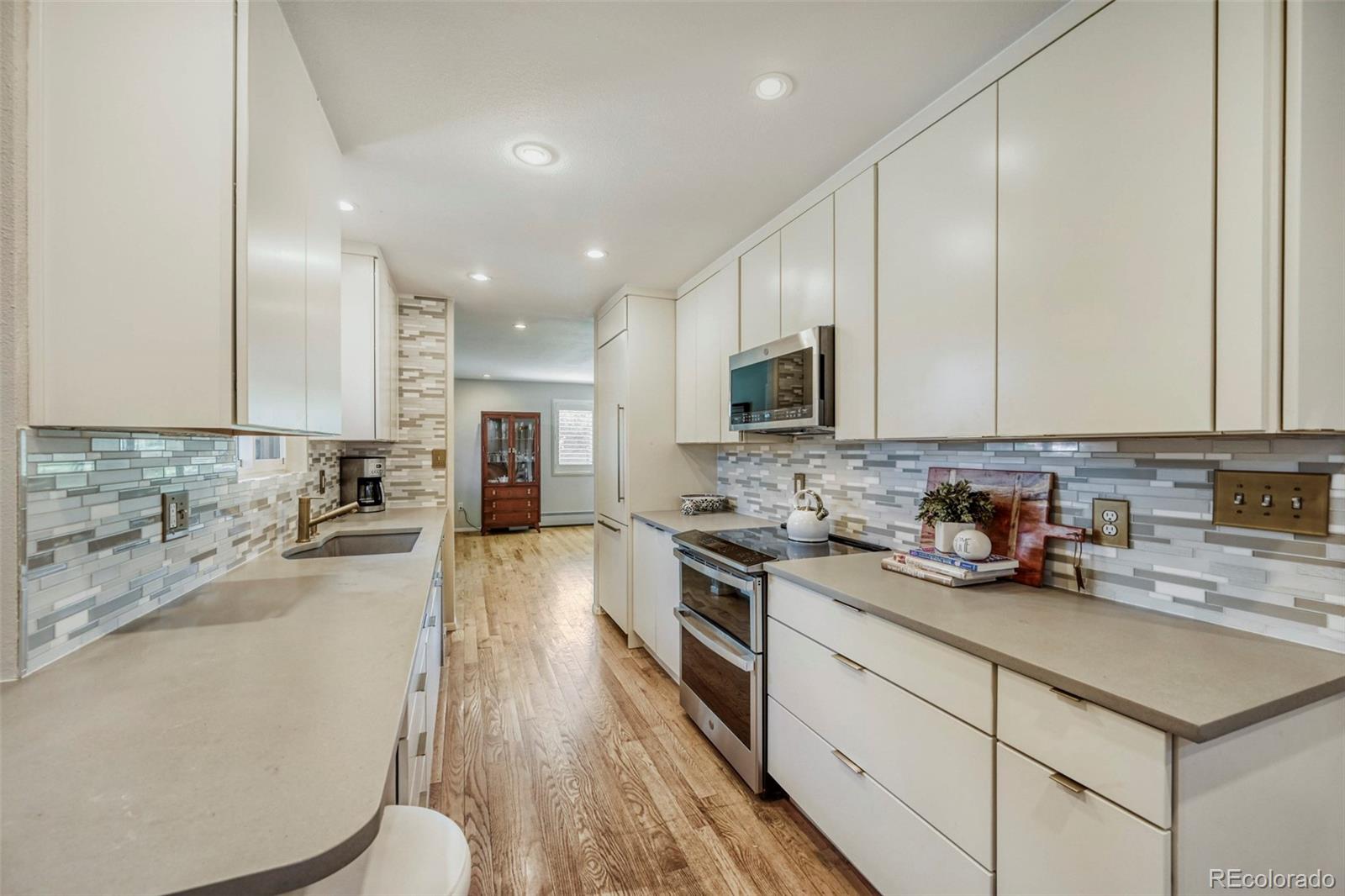 MLS Image #11 for 2505  willow lane,lakewood, Colorado