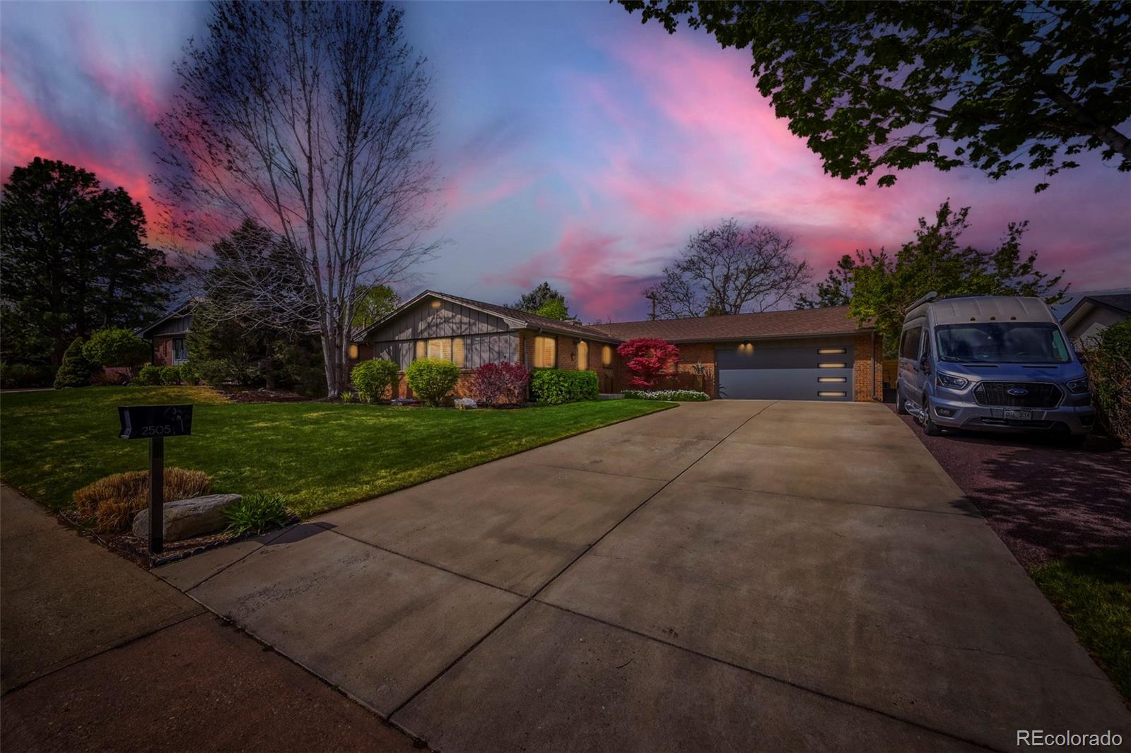 MLS Image #3 for 2505  willow lane,lakewood, Colorado