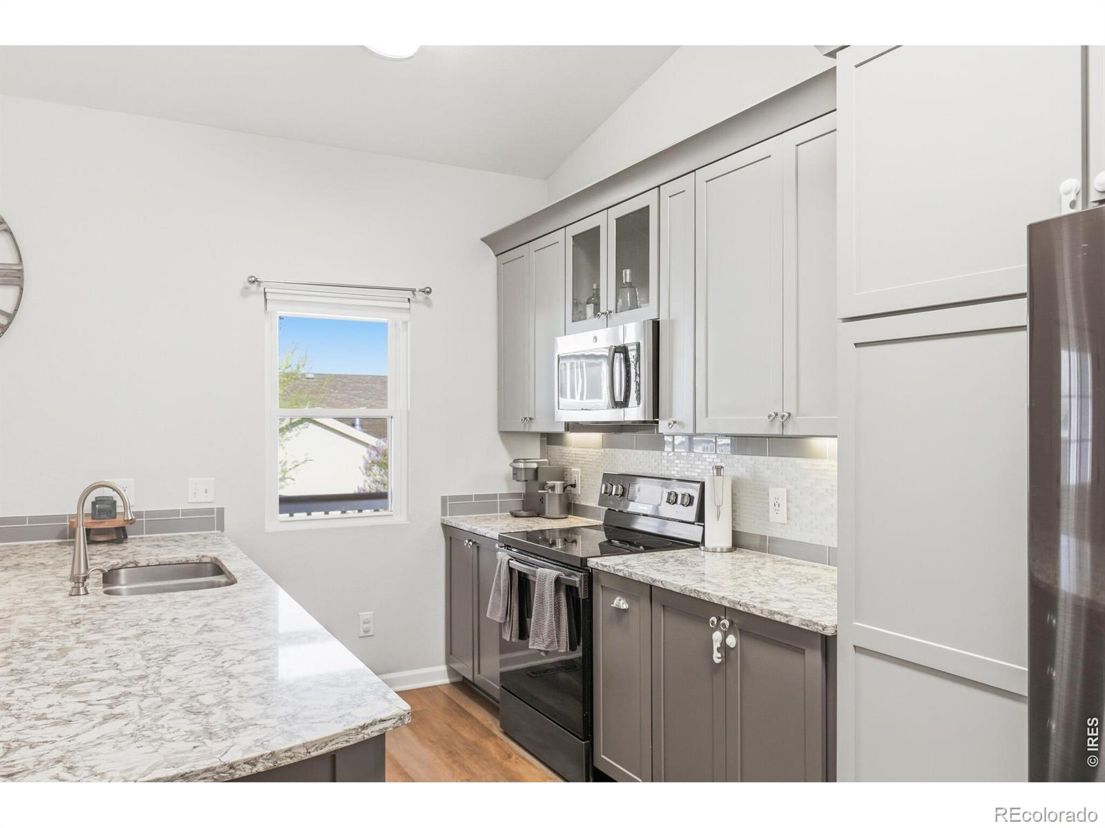 MLS Image #10 for 107 n 49th ave pl,greeley, Colorado