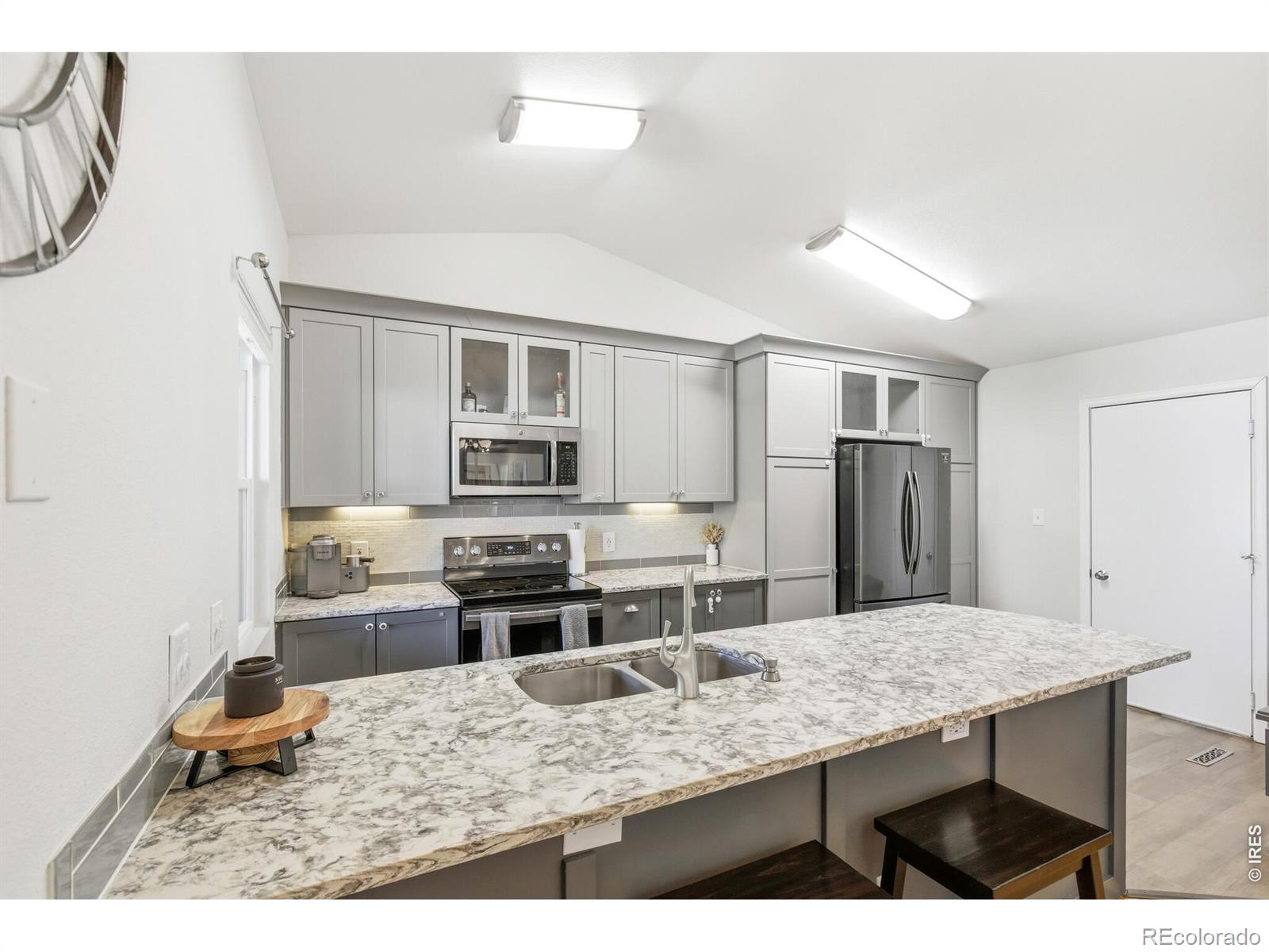 MLS Image #7 for 107 n 49th ave pl,greeley, Colorado