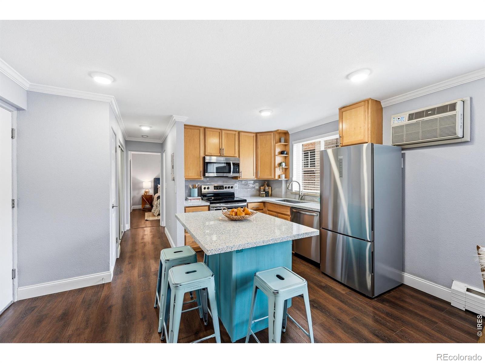 MLS Image #10 for 1260 n humboldt street,denver, Colorado