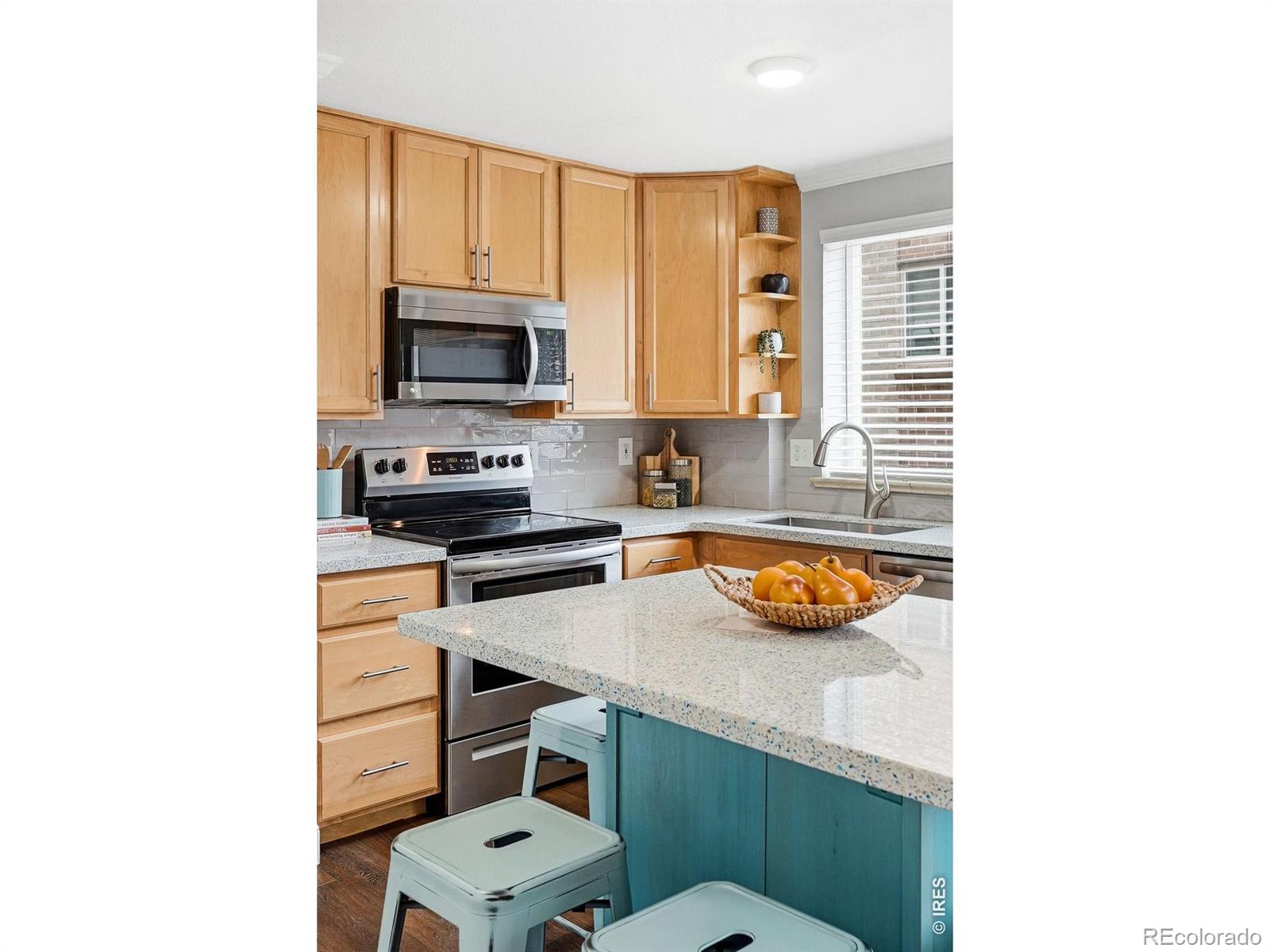 MLS Image #12 for 1260 n humboldt street,denver, Colorado