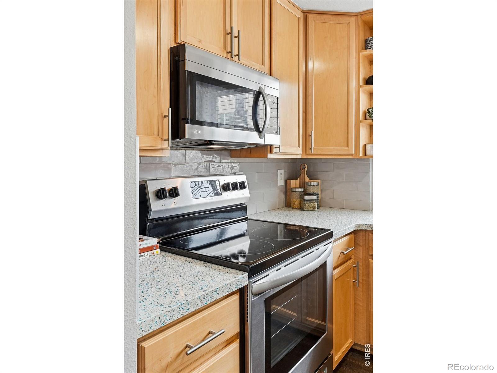MLS Image #13 for 1260 n humboldt street,denver, Colorado