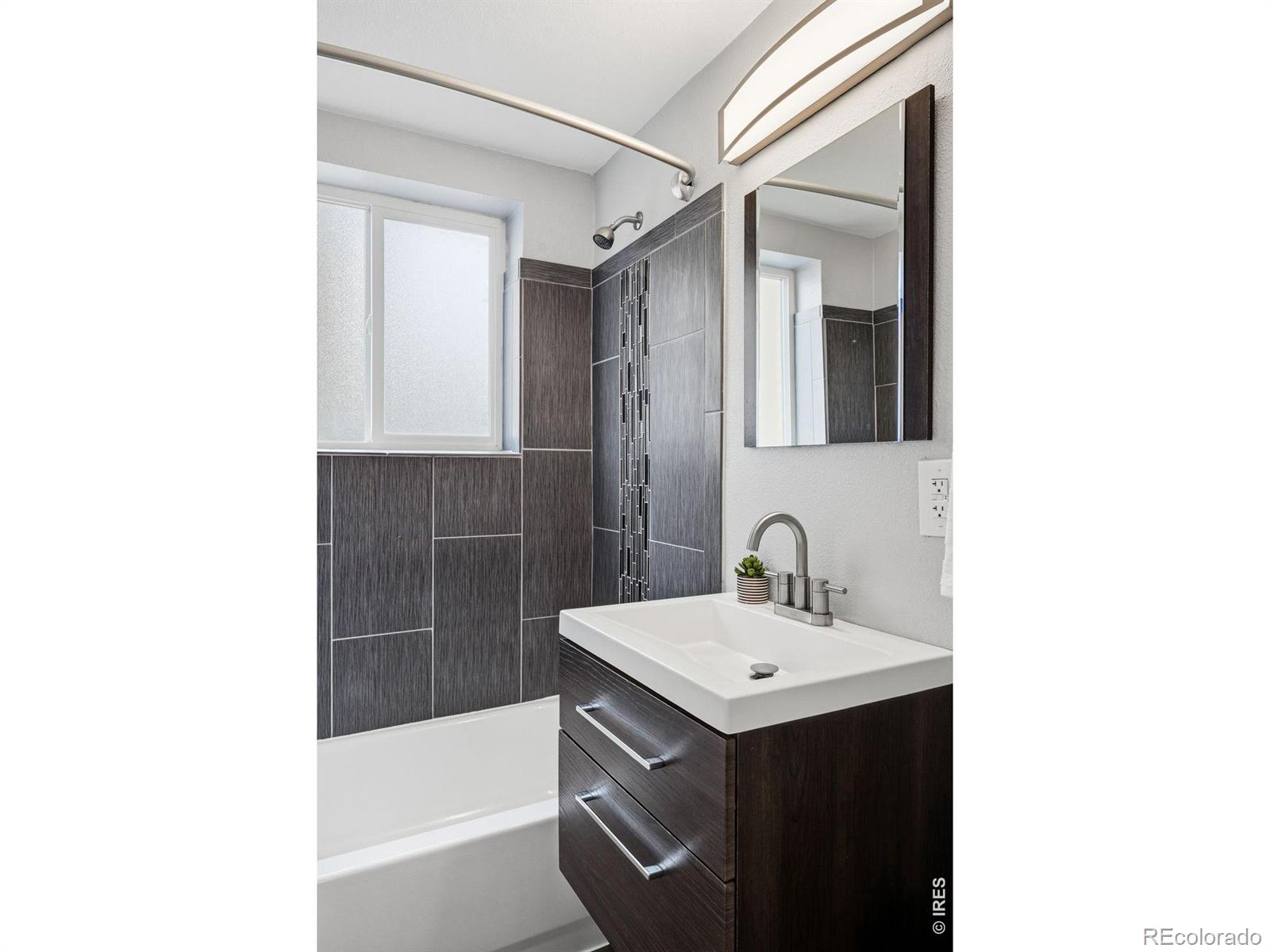 MLS Image #27 for 1260 n humboldt street,denver, Colorado