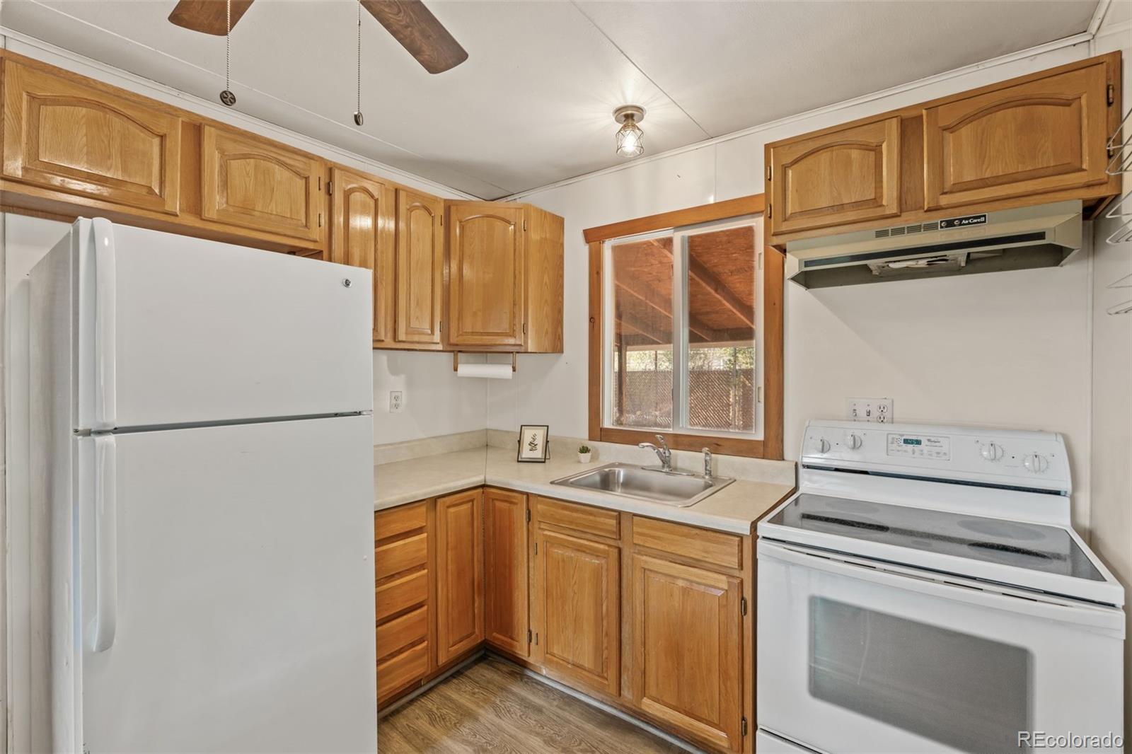 MLS Image #12 for 409  burlington avenue,colorado springs, Colorado