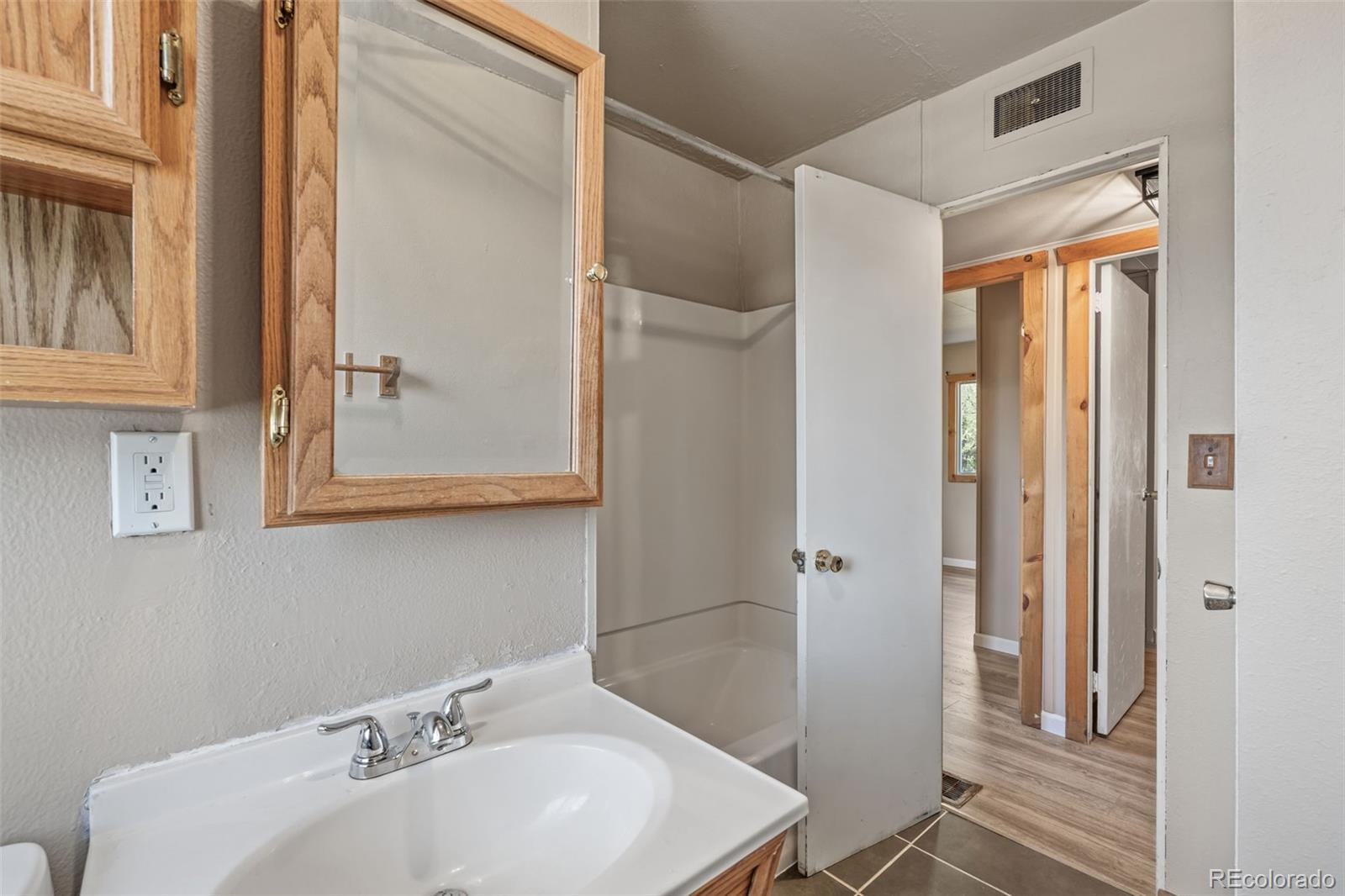 MLS Image #22 for 409  burlington avenue,colorado springs, Colorado