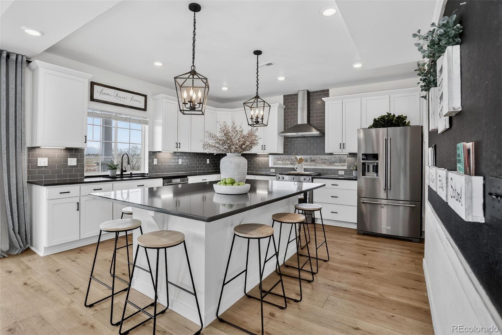 MLS Image #14 for 3780  sprucewood drive,johnstown, Colorado