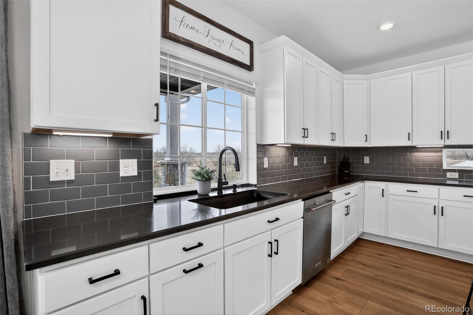 MLS Image #8 for 3780  sprucewood drive,johnstown, Colorado
