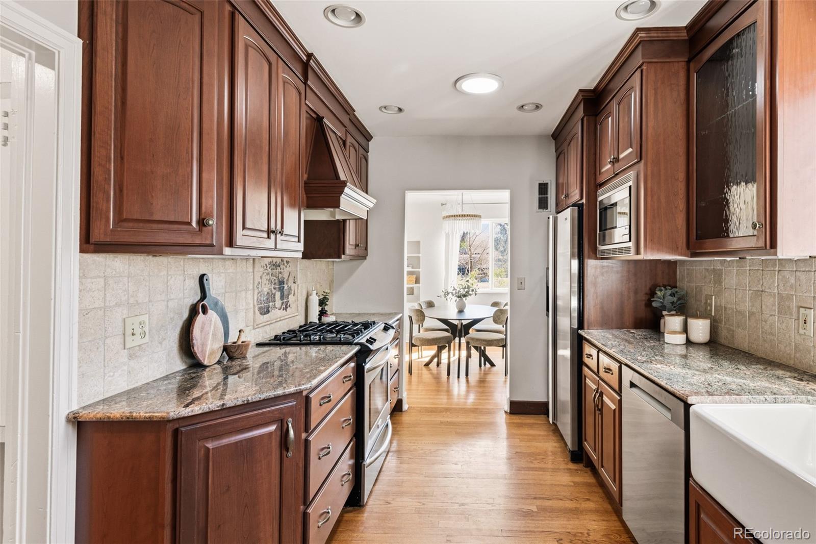 MLS Image #15 for 2547  krameria street,denver, Colorado