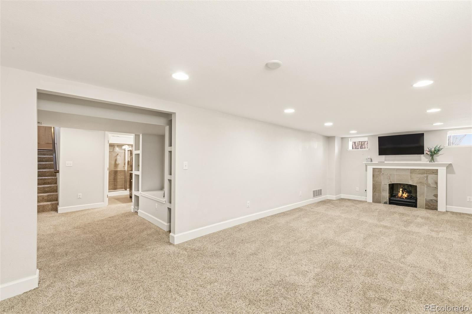 MLS Image #22 for 2547  krameria street,denver, Colorado